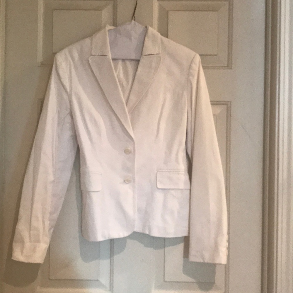 Size 4 White Express Blazer